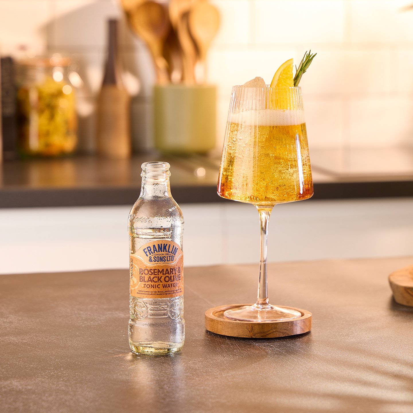 https://dev.franklinandsons.co.uk/wp-content/uploads/2021/09/FS-RBOTW-Serve-Image-3_1440x1440px_Web_Image.jpg