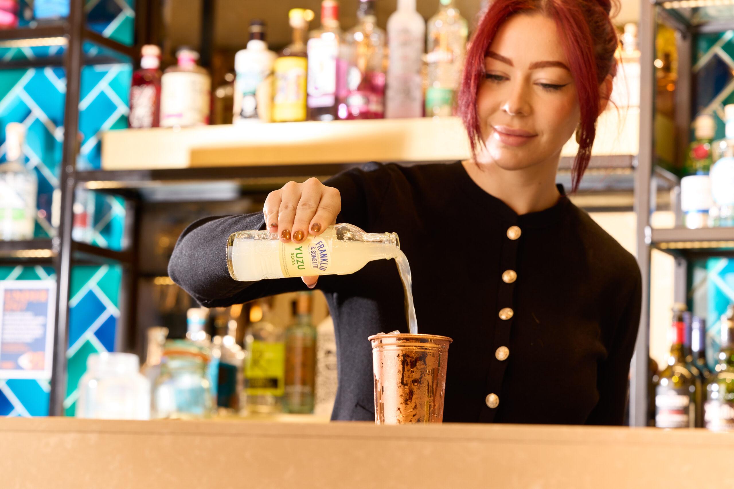 Franklin & Sons Yuzu Soda pour